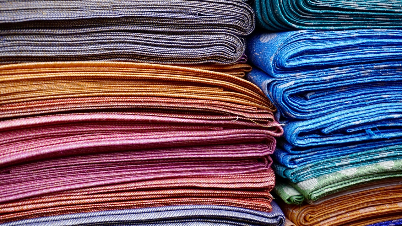 Image de textile empilé